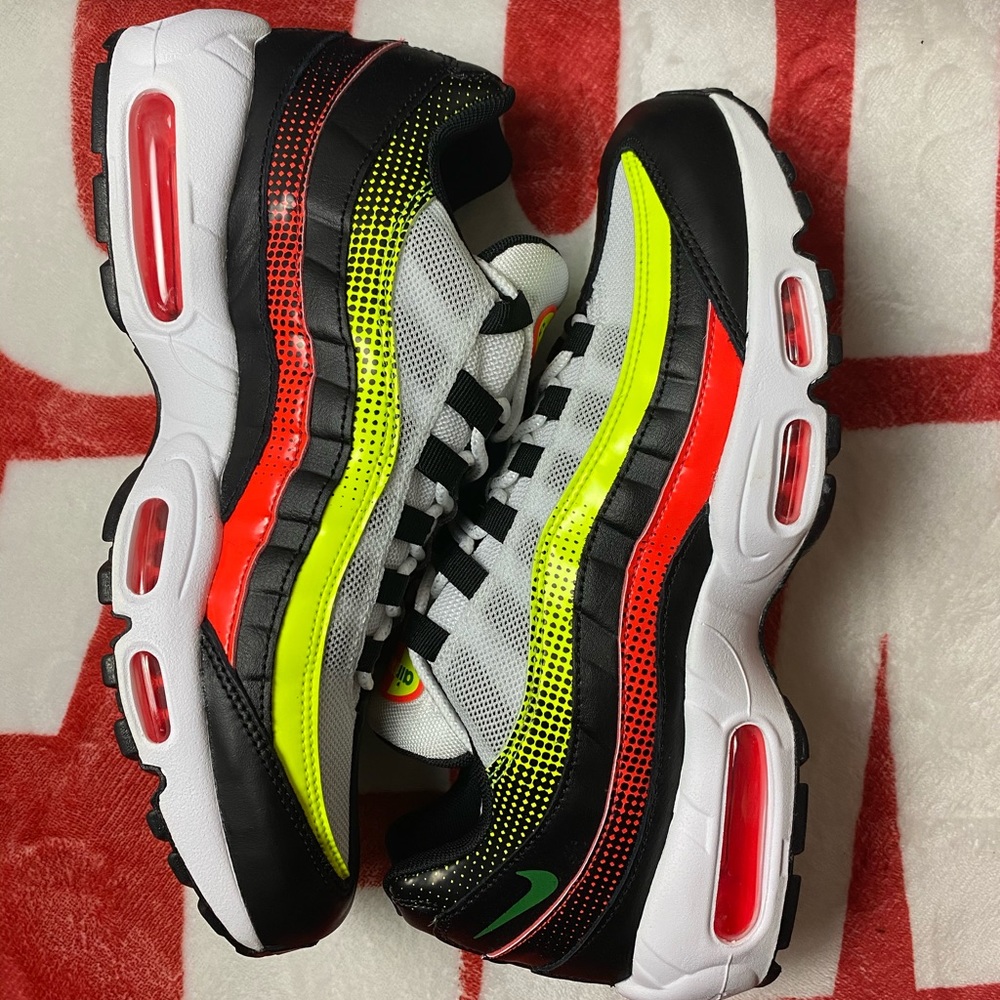 🆕 Nike Air Max 95 SE - Neon Collection - Mens - Picture 7 of 11